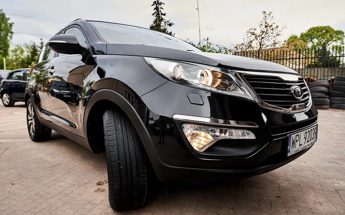 Kia Sportage cena 49900 przebieg: 178000, rok produkcji 2011 z Poddębice małe 352